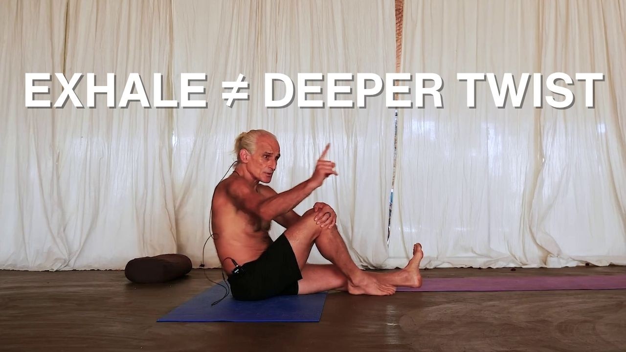 Stop Forcing Your Twists in Yoga – Learn How to Twist Safely & Effectively
