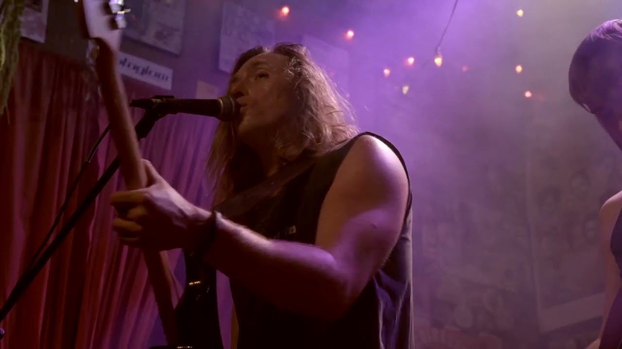 Darlin' You - Five Door Sedan (Live @ The Royal American)
