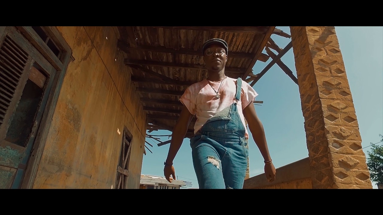 Akesse Brempong - God Is Working (Official Video)