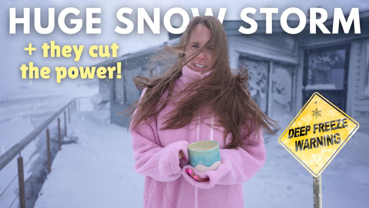 Massive SNOWSTORM & Power CUT at Our Cabin ︱ Svalbard
