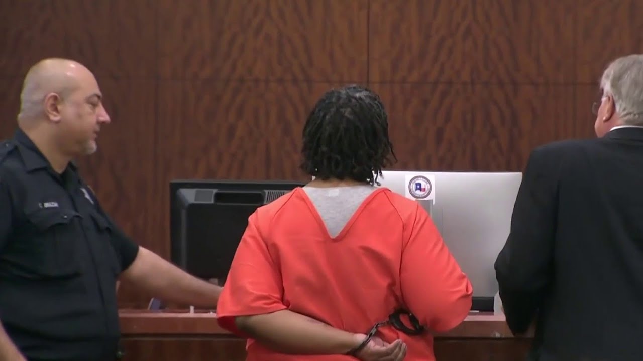 ‘Big Fish’ in Houston water dept bribery scandal gets 10-year prison sentence as part of plea deal