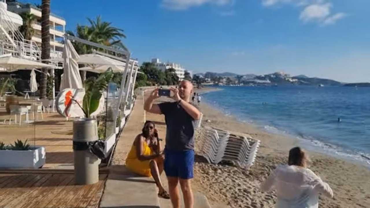 IBIZA Playa Den Bossa - Hotel Algarb GREAT Location On The Beach....
