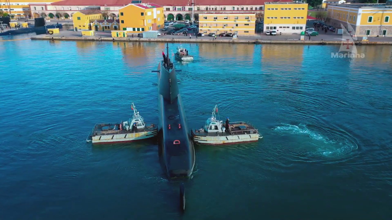 NRP Tridente | Exercício de escape livre de um submarino