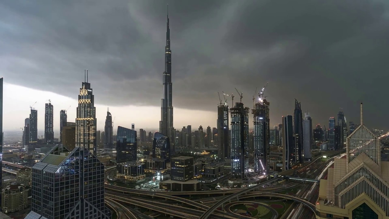 Dubai Thunderstorm Timelapse  25.3.2017 @ 0700 by Bin Zarah