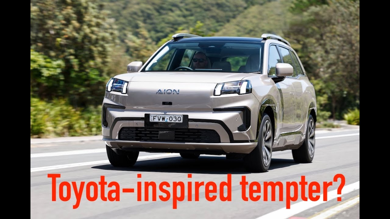 Видеообзор GAC Aion V: связь с Toyota и большая батарея делают этот китайский электрический внедо...