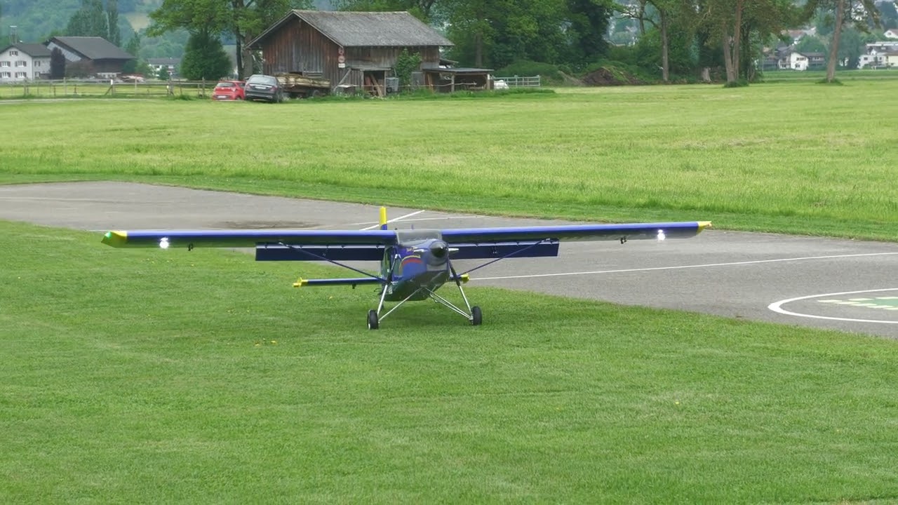 Pilatus Porter PC6   - eingeflogen von Andreas Schlimbach