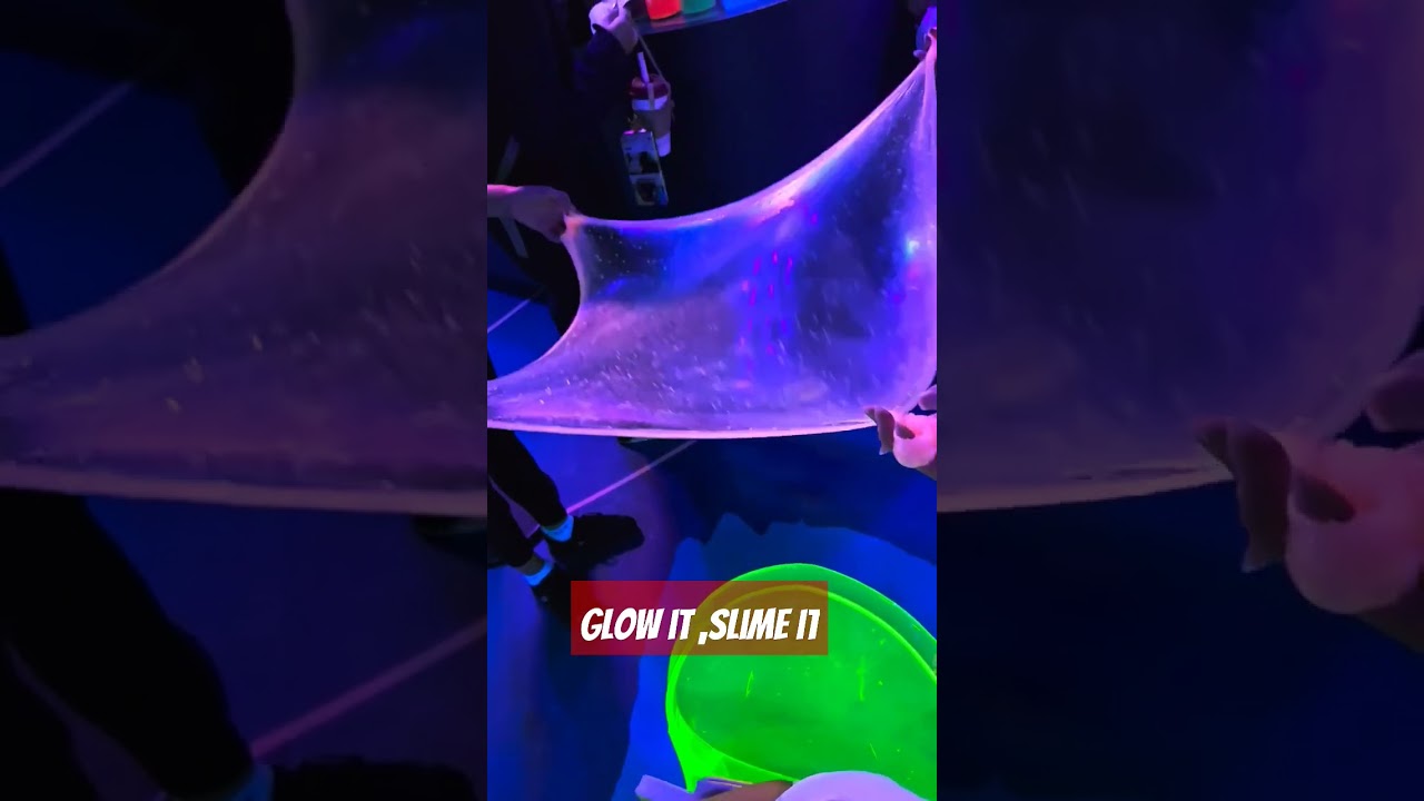 Creating a huge balloon or bubble #glow in the dark slime #shortvideo