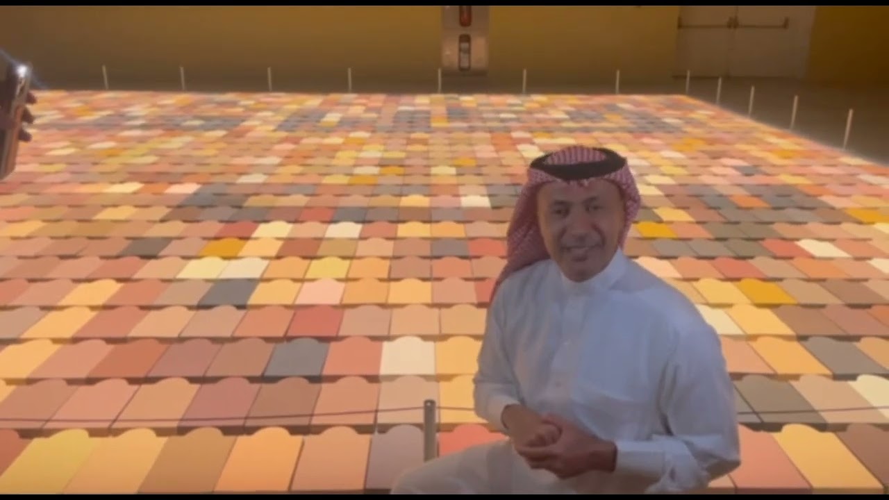 2- عمل فني يشرح علم الاجتماع في بينالي الفنون الإسلامية في جده .