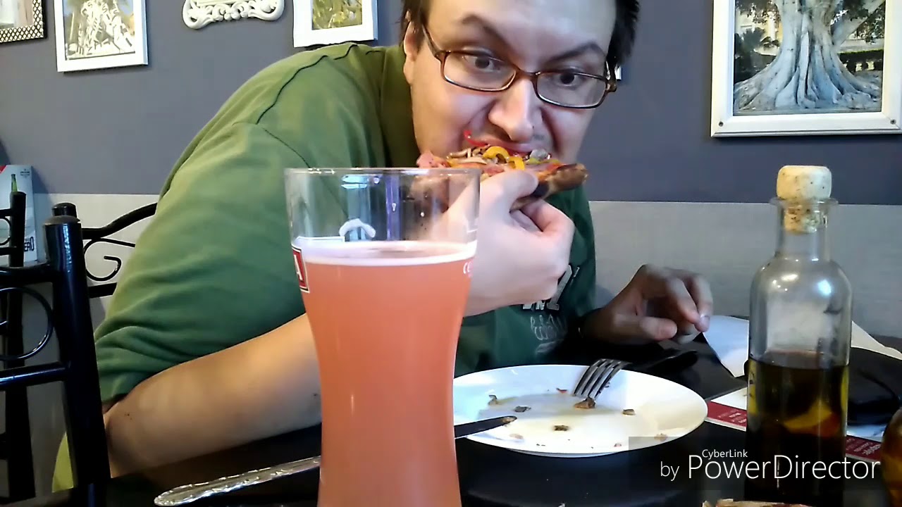 Szama Vlog - Pizzeria Era Ora - Capricciosa (Reupload)