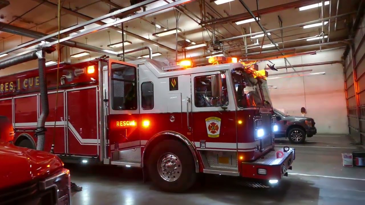 BCFD Rescue 1 responds with excellent Q2B siren