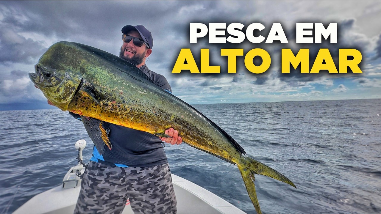 Navegamos 200km em busca dos GIGANTES DOURADOS - Valeu a pena! Pesca em alto mar