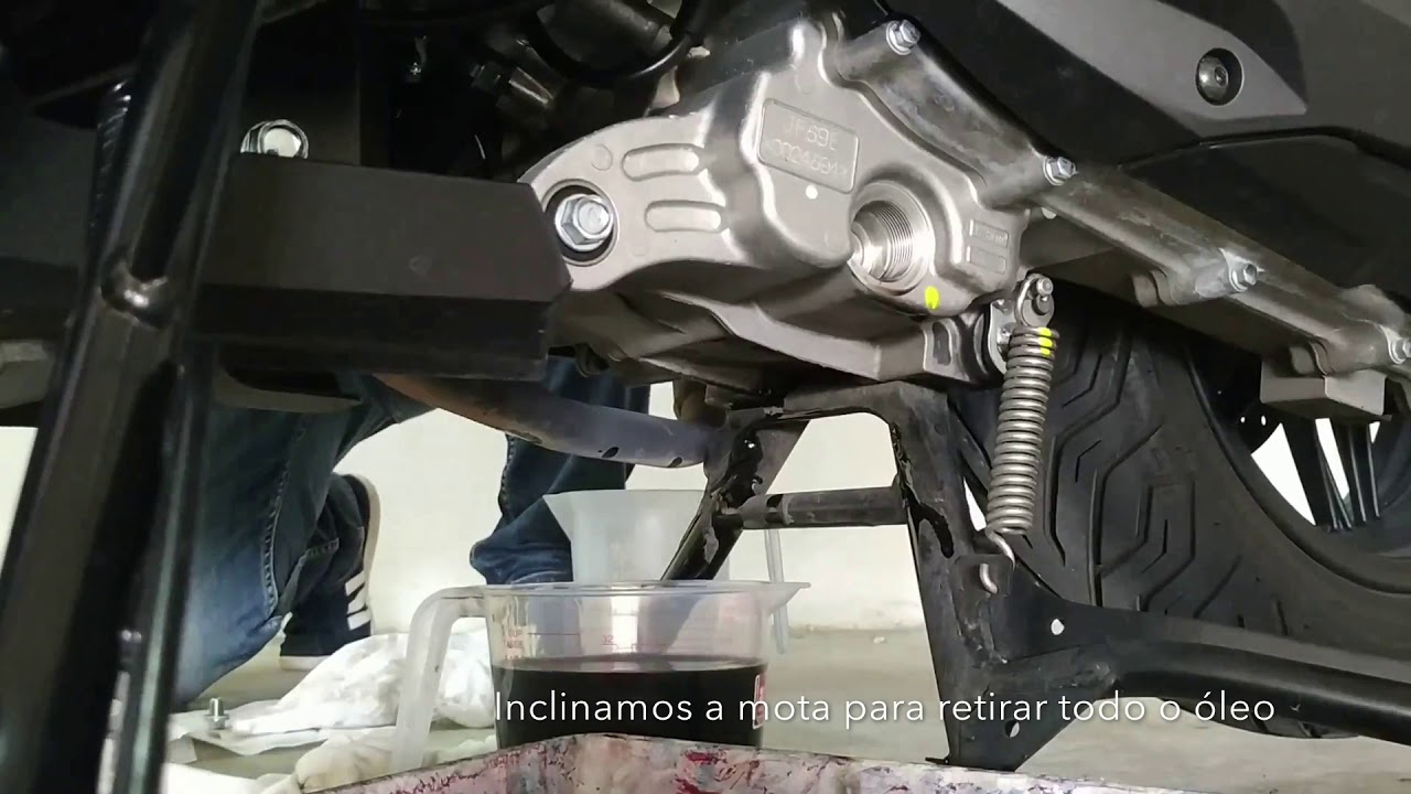 Troca de óleo e limpeza de filtro, Forza 125 (2018)