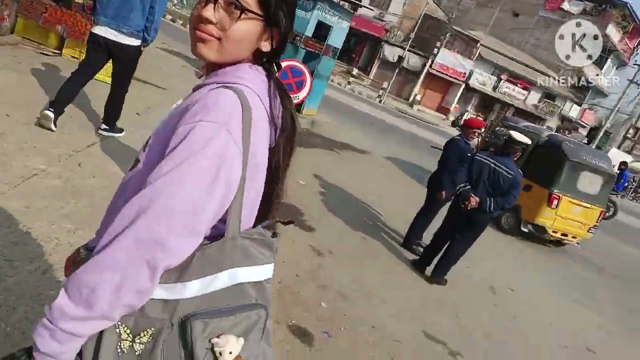 5 Hp ko mini teller jharn 5 bje aako 😪