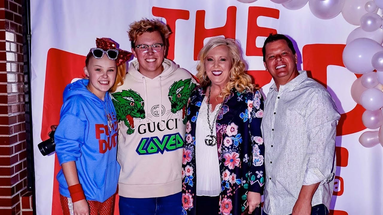 JAYDEN SIWA'S EPIC HIGH SCHOOL GRADUATION PARTY!!