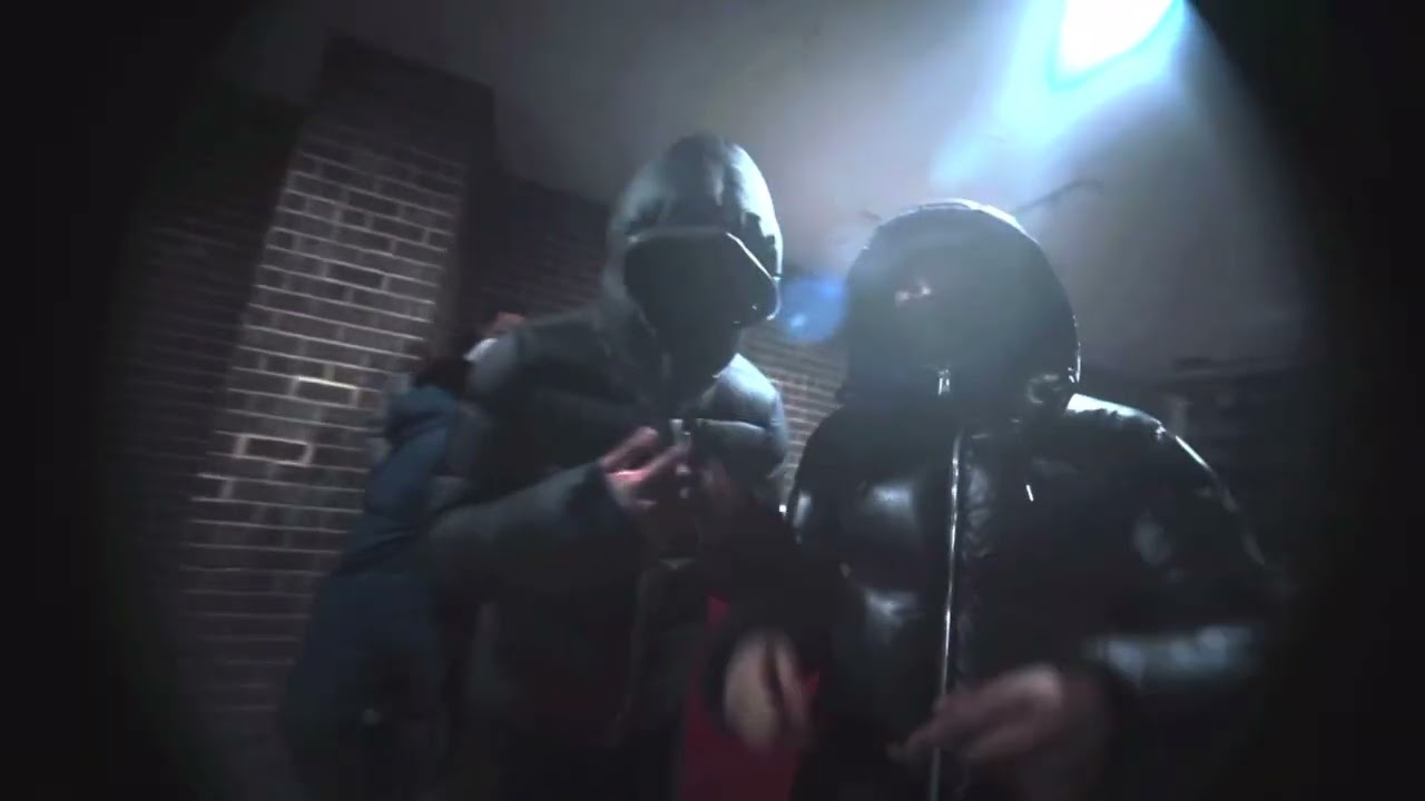 NellyBmurda X Yayo EG - Hollows
