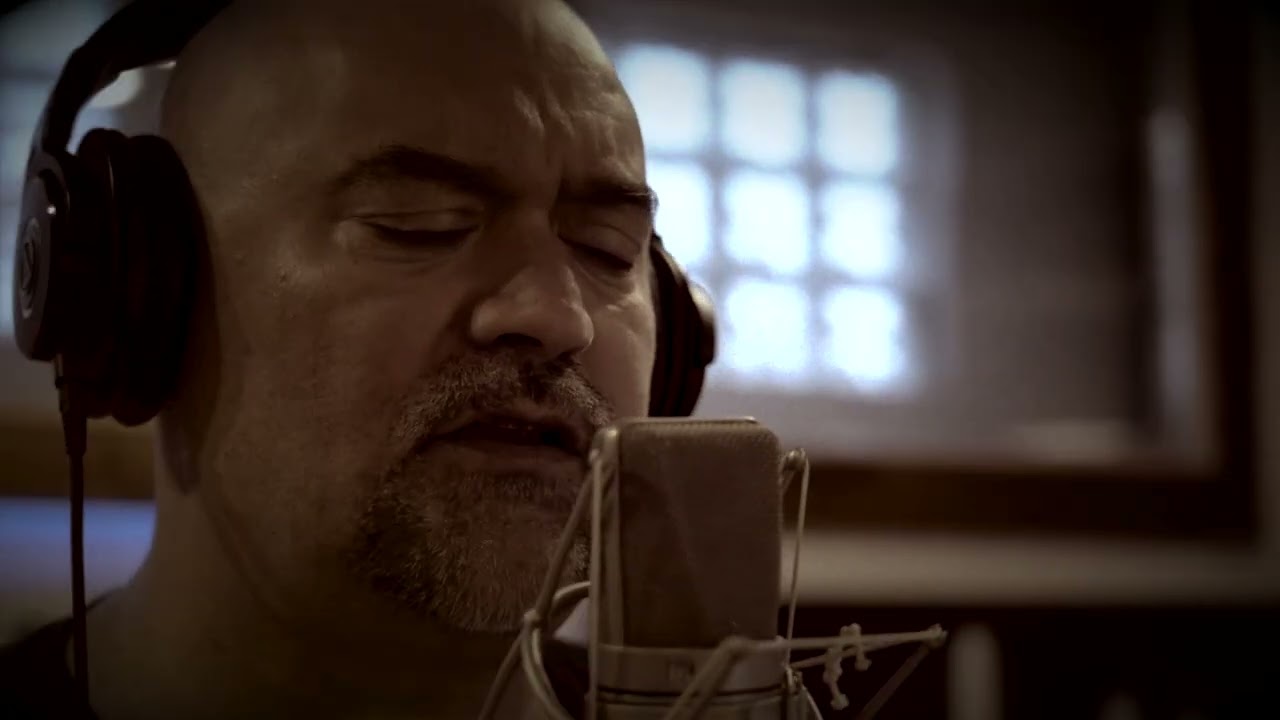 Kaos Urbano Feat Sara Hebe, Ilan Amores & Miguel Rude Pride - Quiero Cantar (Videoclip Oficial)