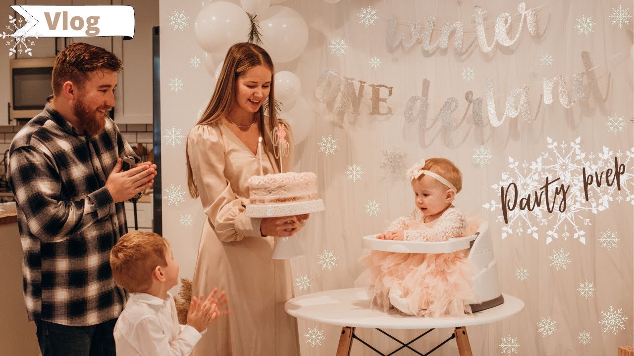FIRST BIRTHDAY PARTY | Winter ONEderland | party prep DIY | Vlog