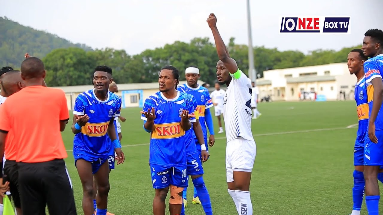 Gushyamirana Gukomeye cyane!! Reba imvururu Zibaye ubwo police fc yahabwaga penaliti!!