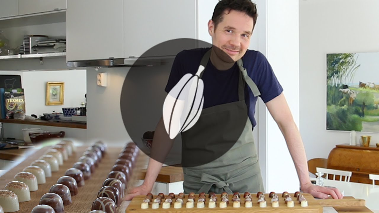 How to decorate pralines in four ways | Simply Chocolate & more