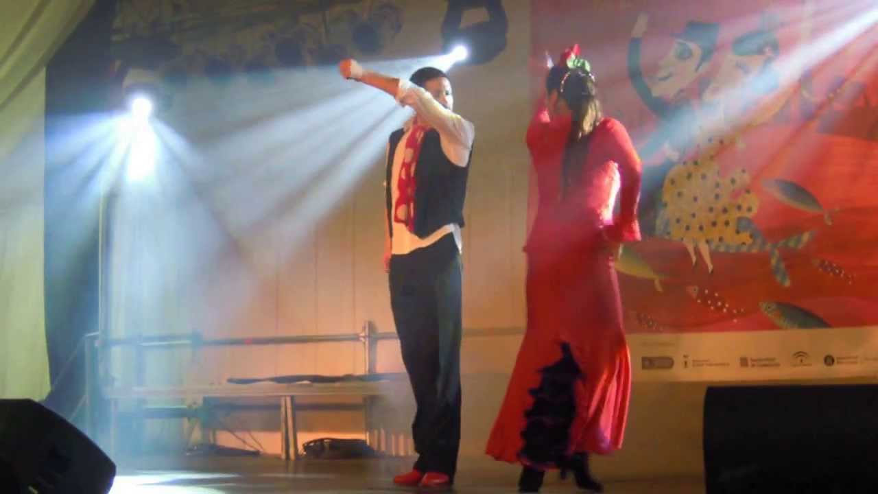 Pepi Portales y Juan Antonio Garcia por Sevillanas