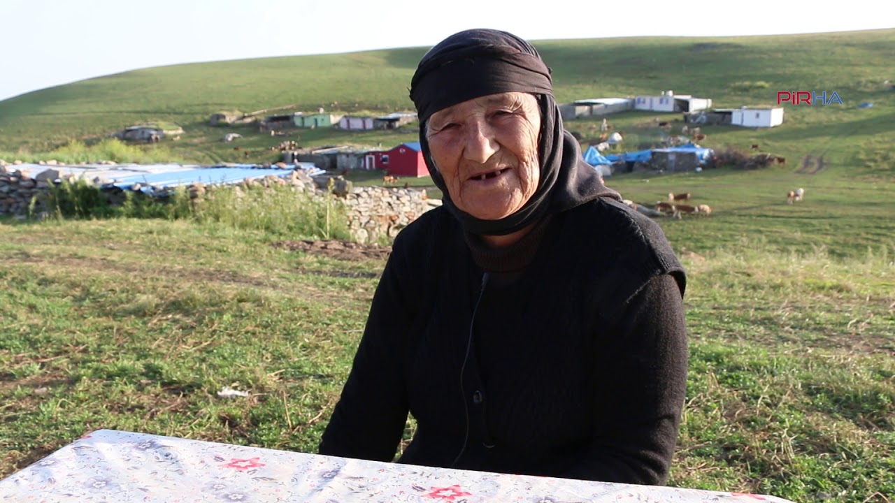 Hürü Teyze 86 yıllık yaşamın ağırlığını omuzlarında taşıyor