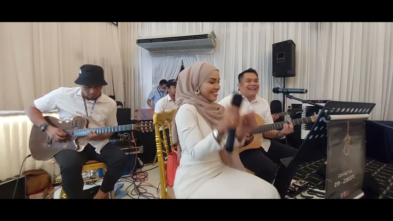 Syurga Idaman (Azizah Mohamad) Akustik Cover By Combination Band