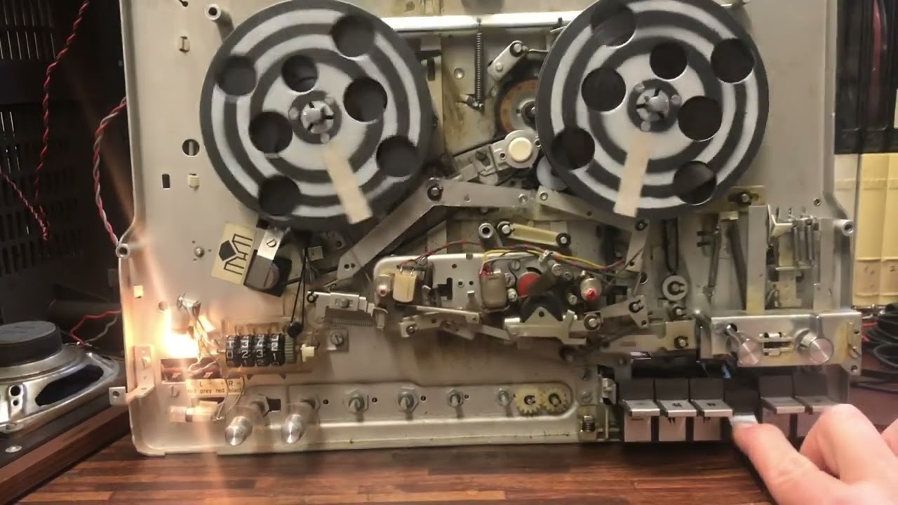 Philips Tonbandgerät N 4407 nach Reparatur ein Probelauf, es war kein Ton vorhanden, Baujahr ca 1969