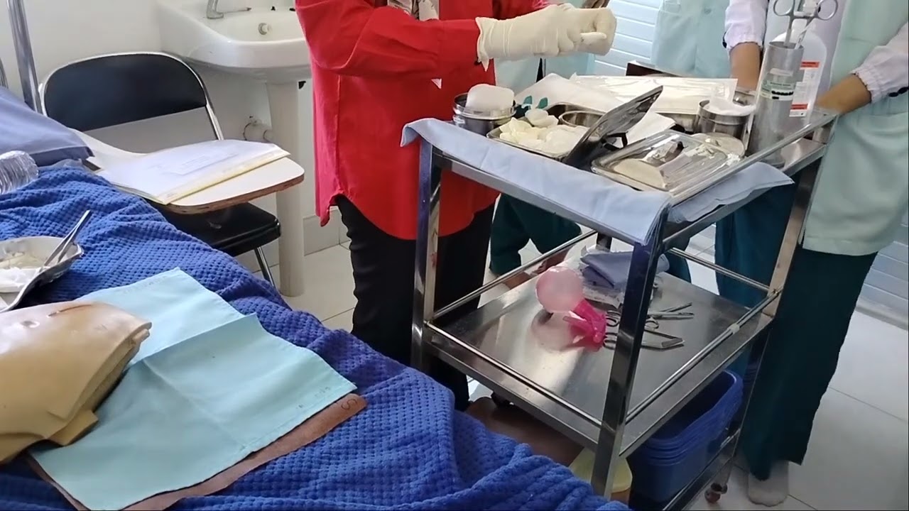 Maternitas: Perawatan Luka Post SC