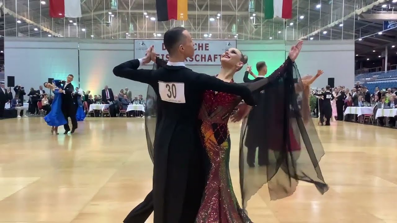WALTZ - DTV 2022 - GERMAN ADULT CHAMPIONSHIP - WILLIAM LAUTH & JULIA SCHERER - DM Bielefeld