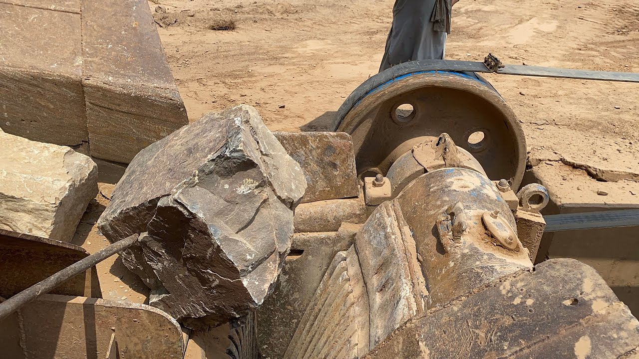 Part4 Jaw Crusher in Action PowerCrushing Rocks with Jaw Crusher:The Ultimate Stone Crusher