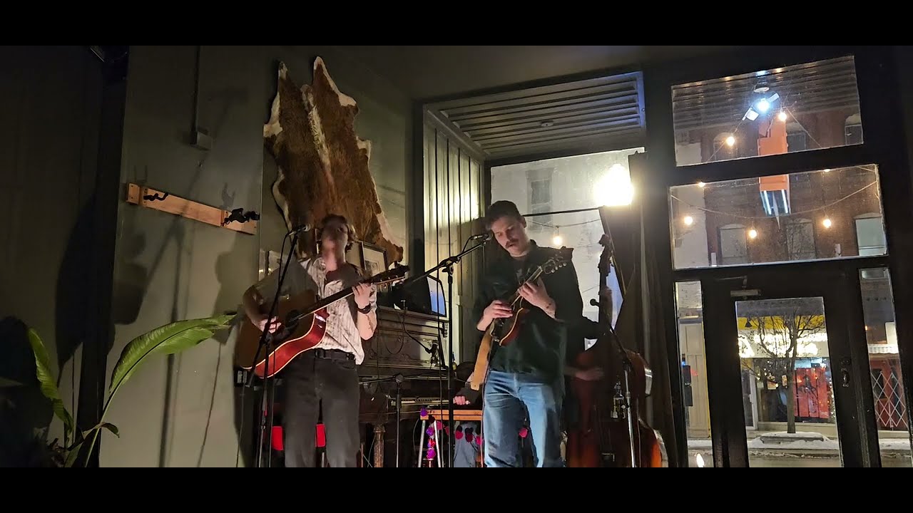 Smokin' Section Rag (Whatever Happened to the Smoking Section?) - The Space Heaters (Live)