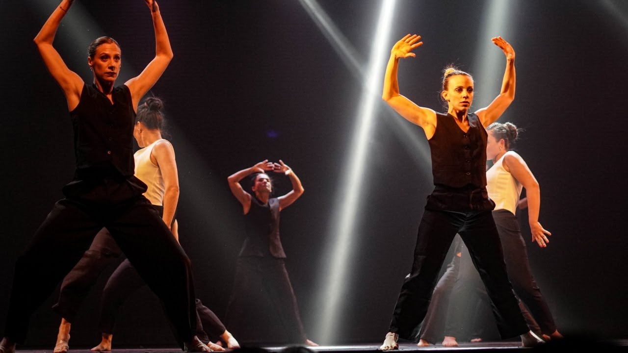 08 Las damas ‐ Jazz contempor&aacute;neo adultos - Muestra 2024