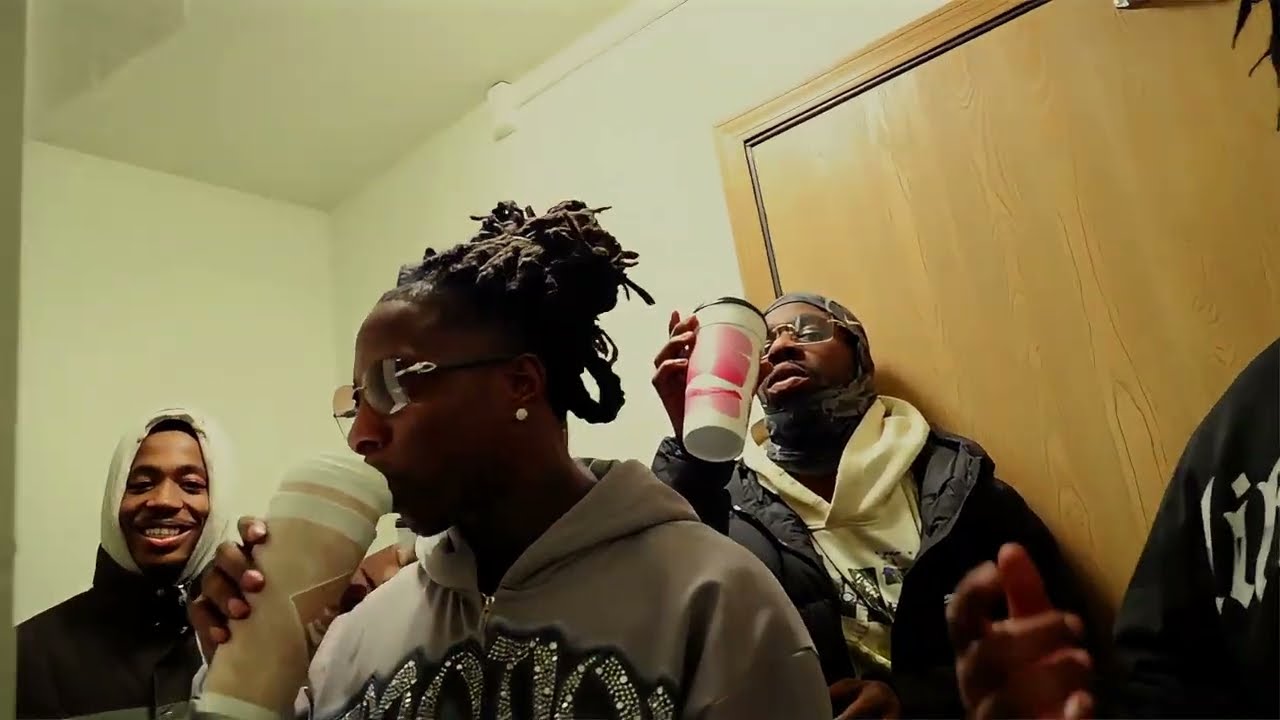 OWEMY  feat. AYOOLII - BULLETPROOF (OFFICIAL VIDEO)