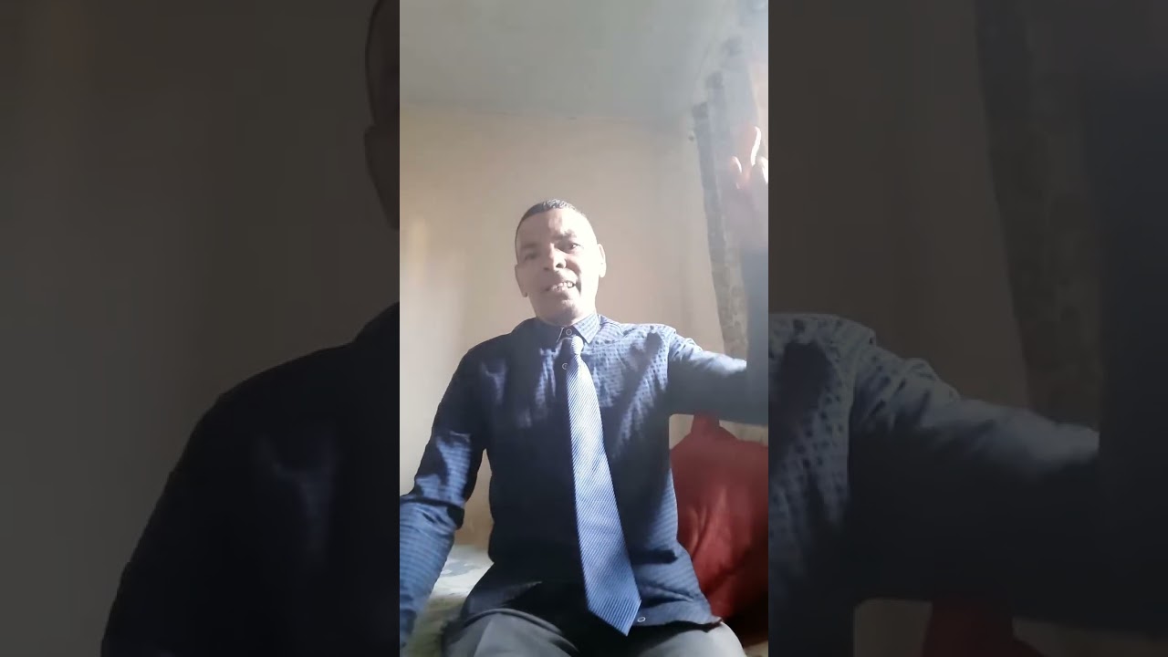 Irmão Cicero. .cantando  um louvor