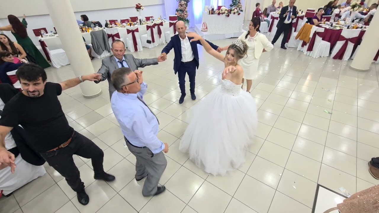 KRUSHQIT NE VALLE- DASEMA E MIGERTA BEDULI  DHE ANXHELIANO ARAPI