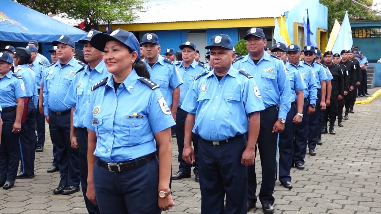 Oficiales de la Policía Nacional en Masaya reciben ascensos en grados