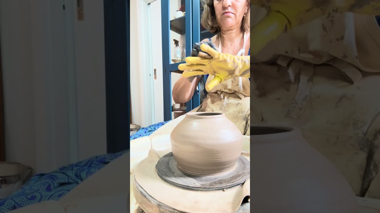 Processo da modelagem de uma chaleira de chá 