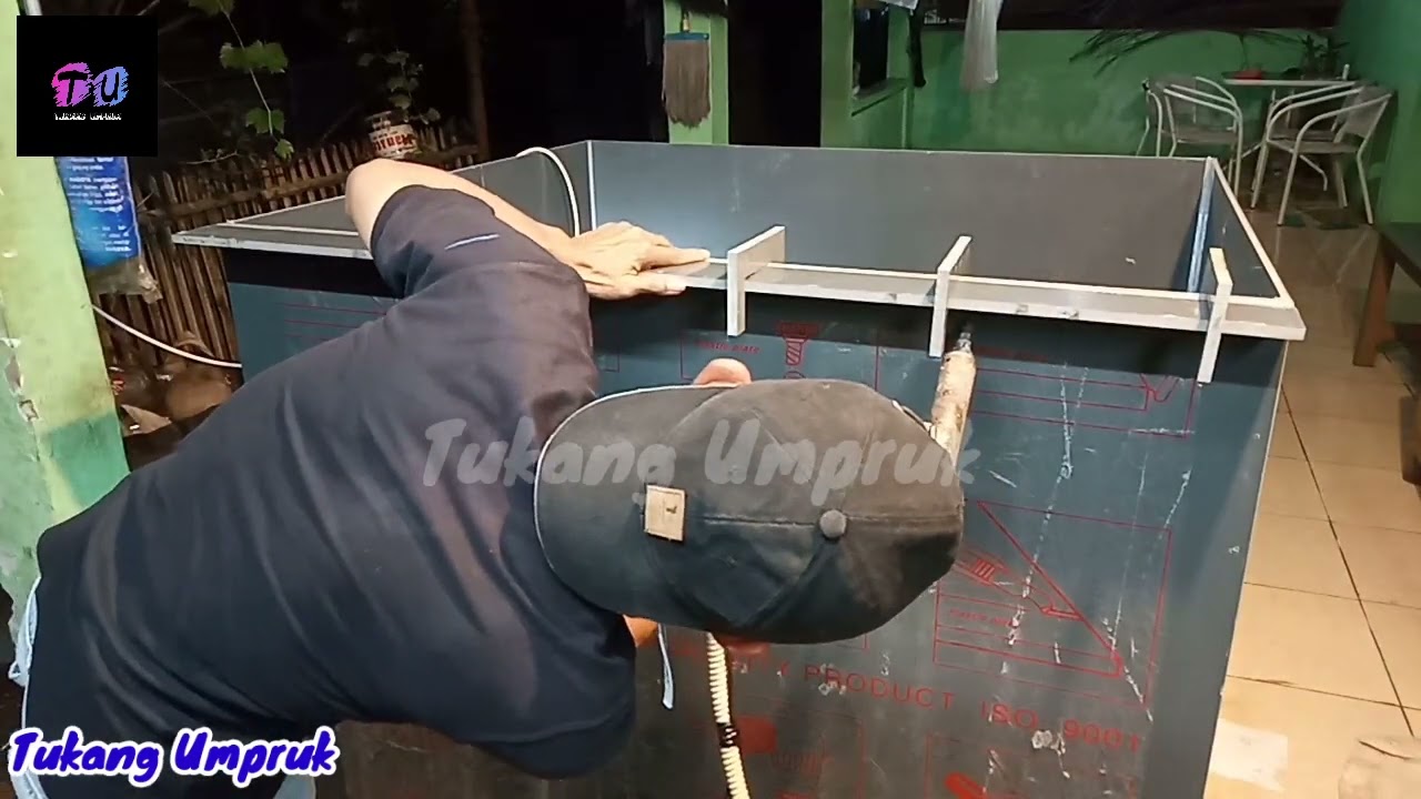 Pembuatan bak kapasitas 1000L,material plat PVC 10mm @tukangumpruk4546 #laspvc #laspp