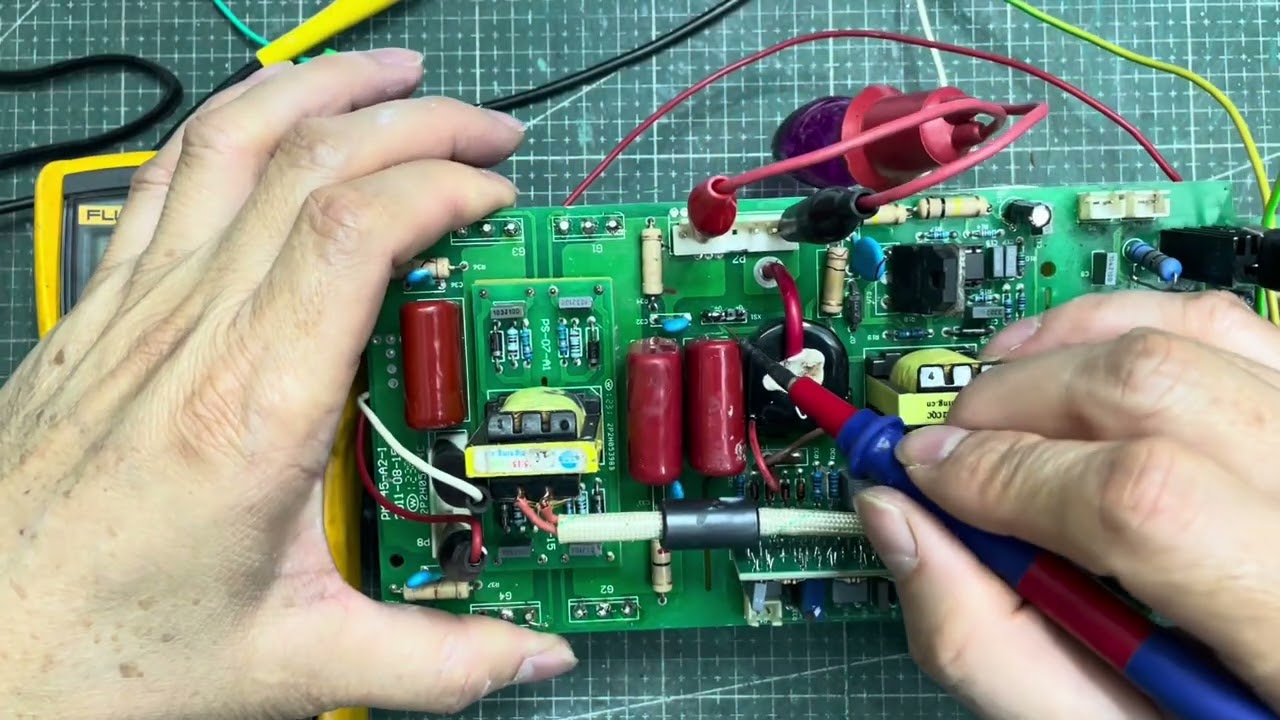 Rolan ARC-200 ปรับไฟไม่ได้ (OpAmp เสีย) ยาวครับ สำหรับท่านที่ต้องการความรู้และไปต่อ