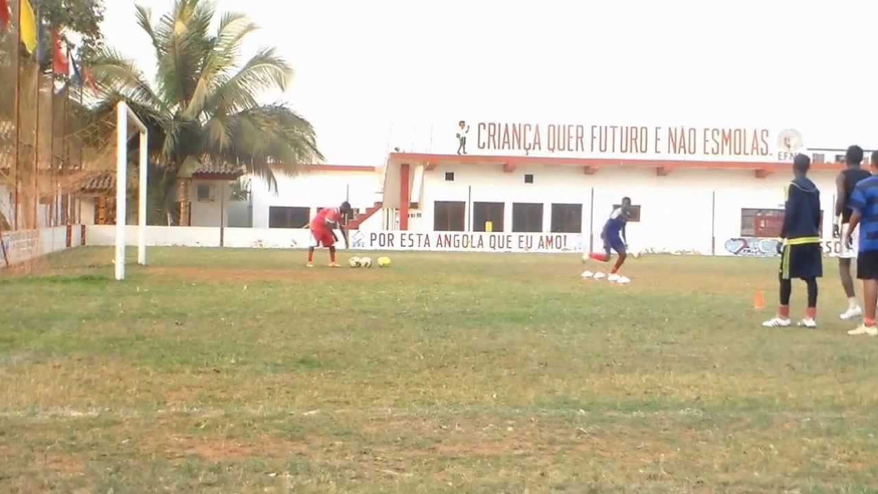 mario ( a nova estrela do futebol angolano)