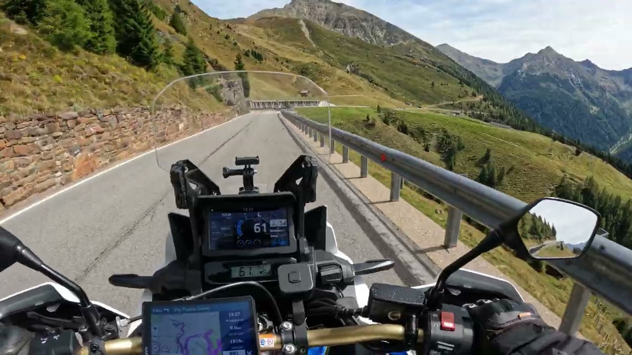 Motorcycle Tour Austrian Alps - Jaufenpass - Timmelsjoch Part 1