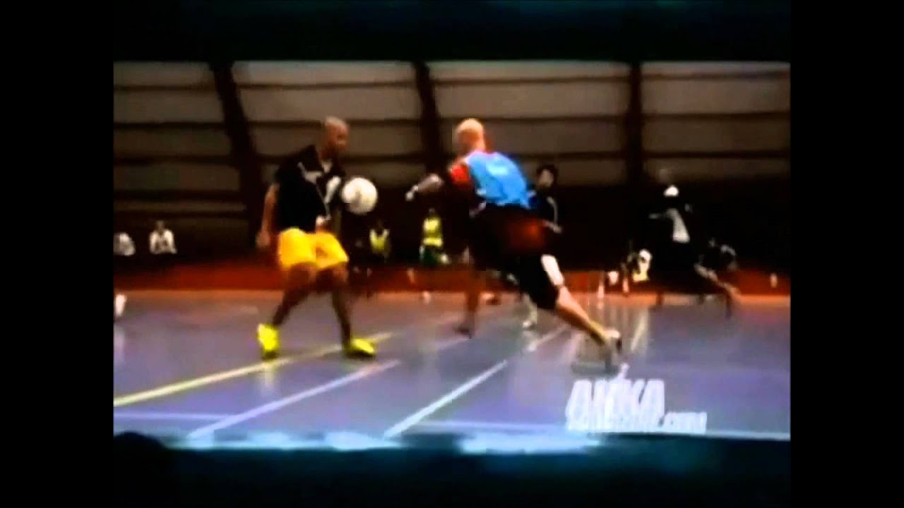 The Most amazing street soccer !!!!.