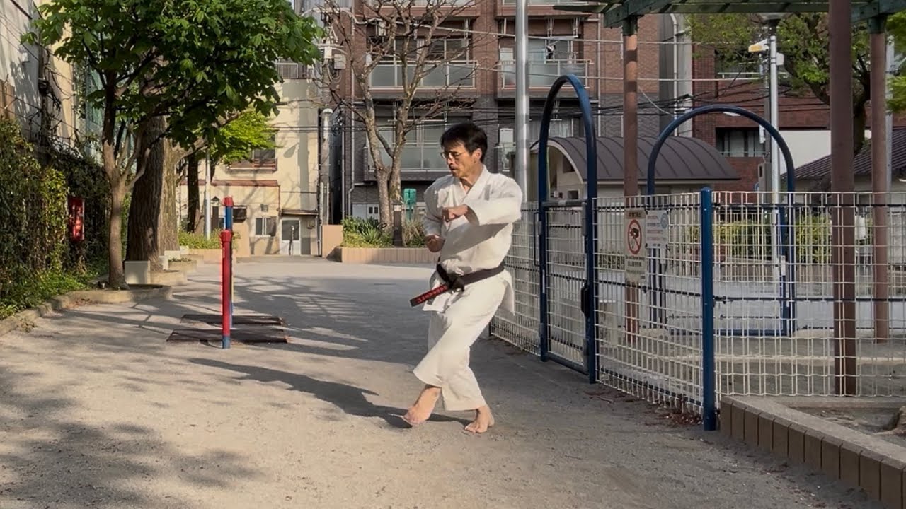 ナイファンチ３段　(Naifanchi-sandan)