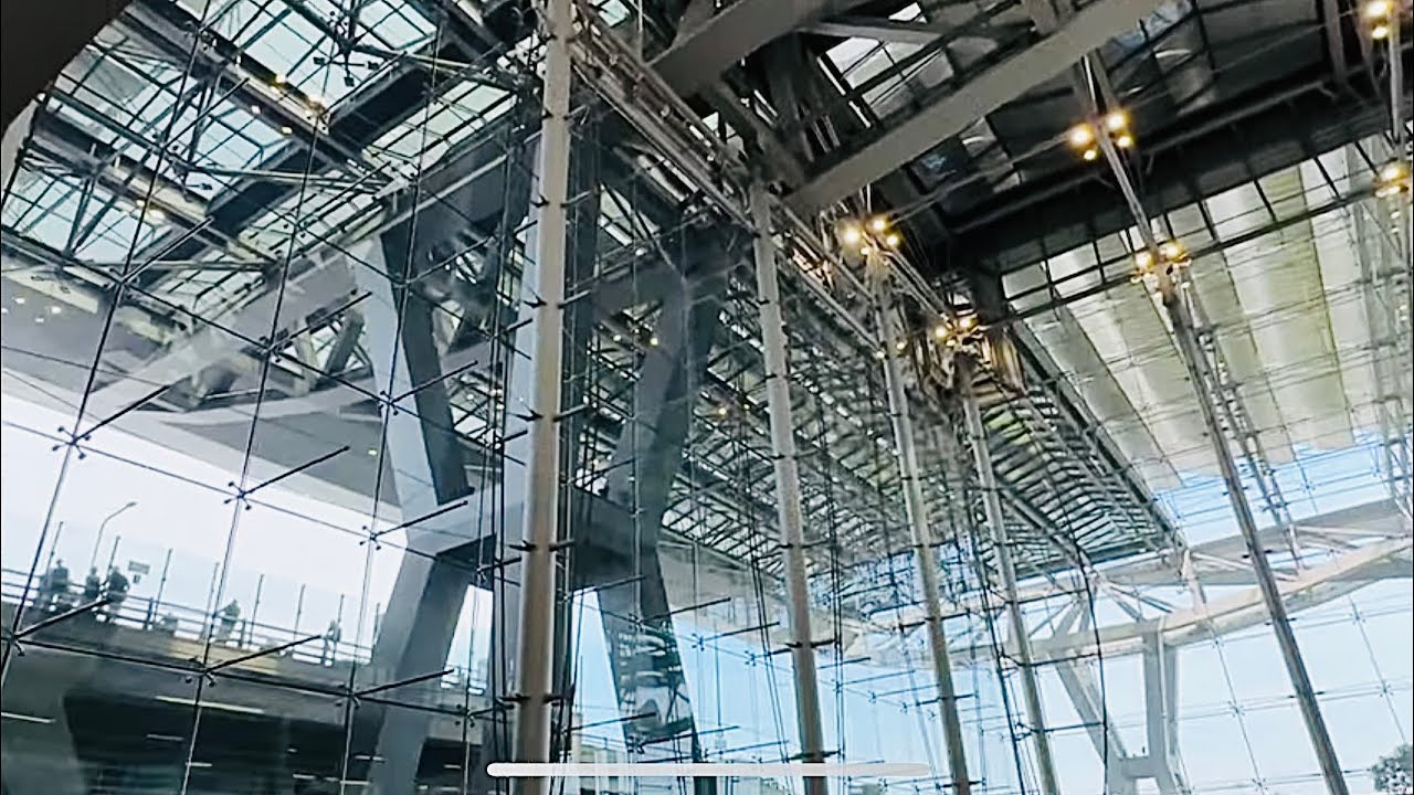 🇹🇭 Airport Walk: Bangkok's International Airport Part 1/2: Public Areas (Suvarnabhumi Airport)