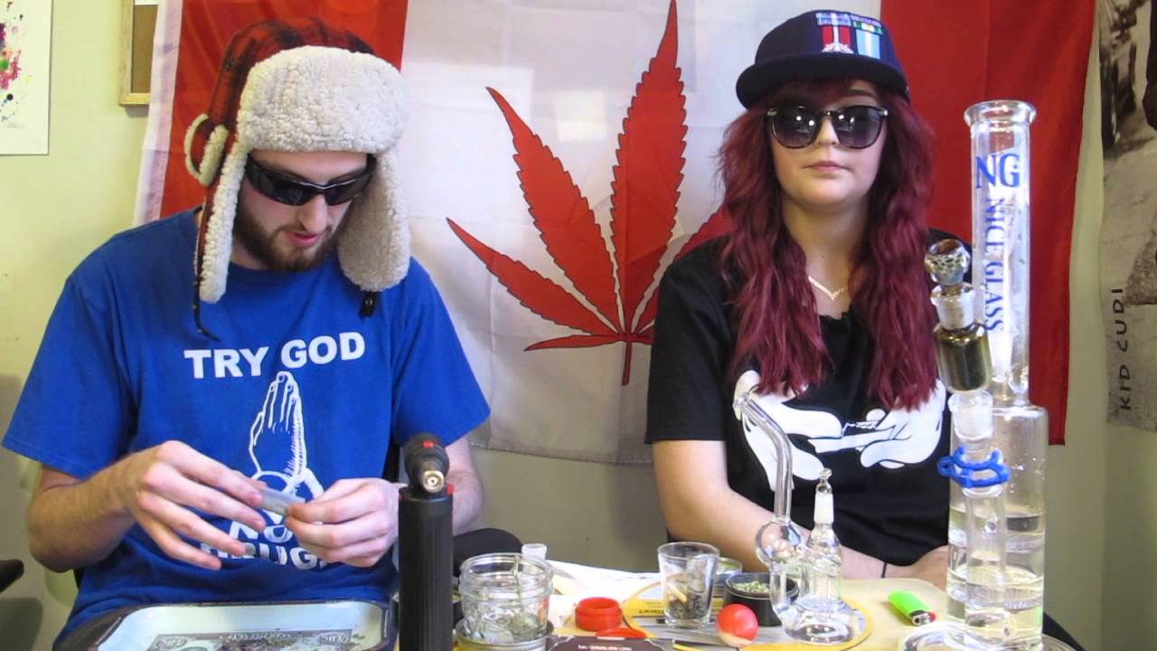 ☮ Smoking with GANJA GIRL! ☮