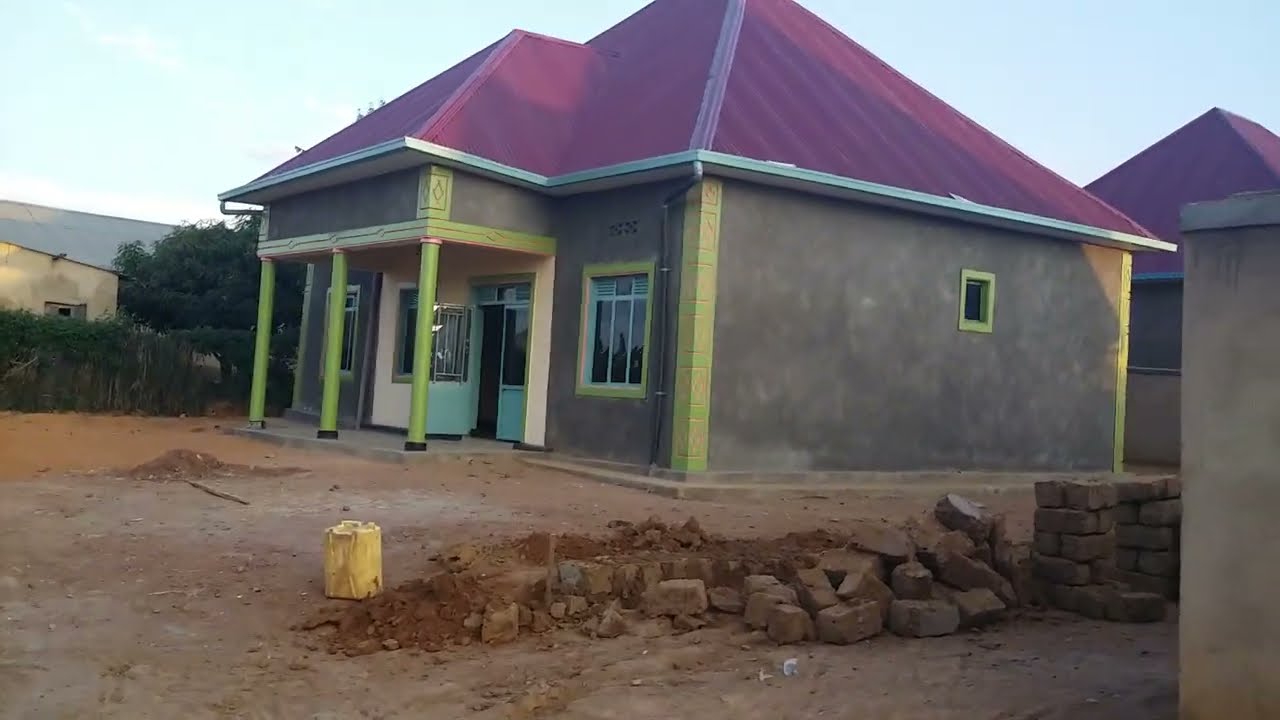 Gura inzu yuzuye 18M bugesera mayange ( house for sale bugesera mayange) call +250788378881