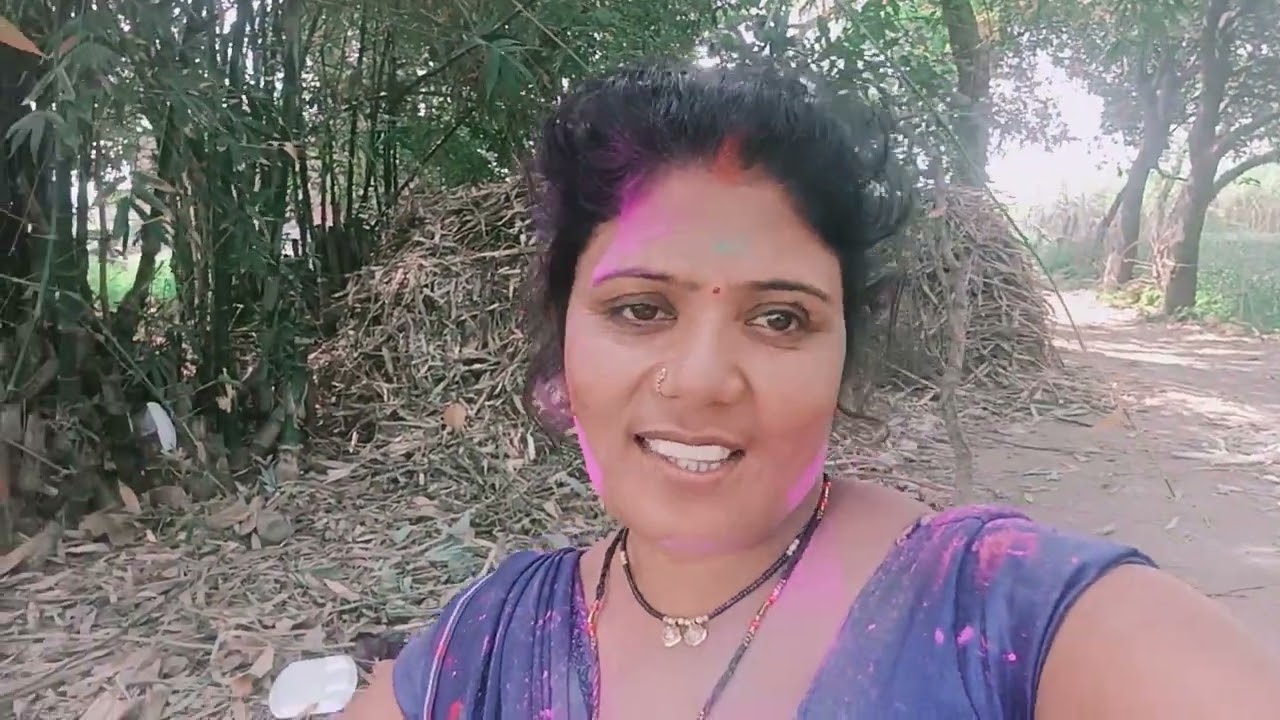 हैप्पी होली हैप्पी होली