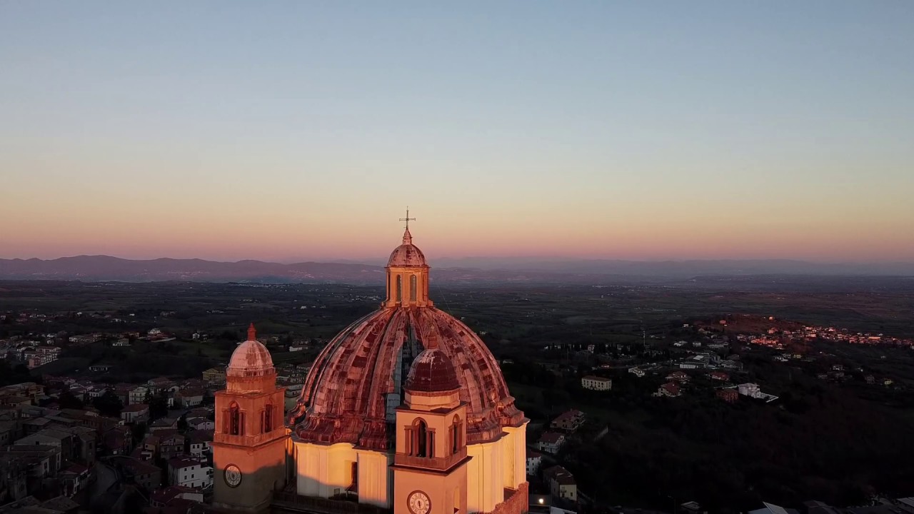 MONTEFIASCONE (VT) [Cattedrale S.Margherita - Lago di Bolsena] (DRONE 2.7K)