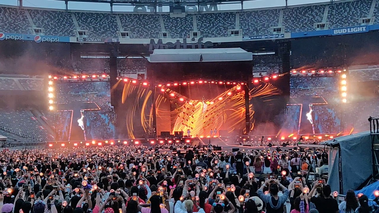 150919 BTS (Jungkook) - Euphoria performance (MetLife Stadium Day 2)