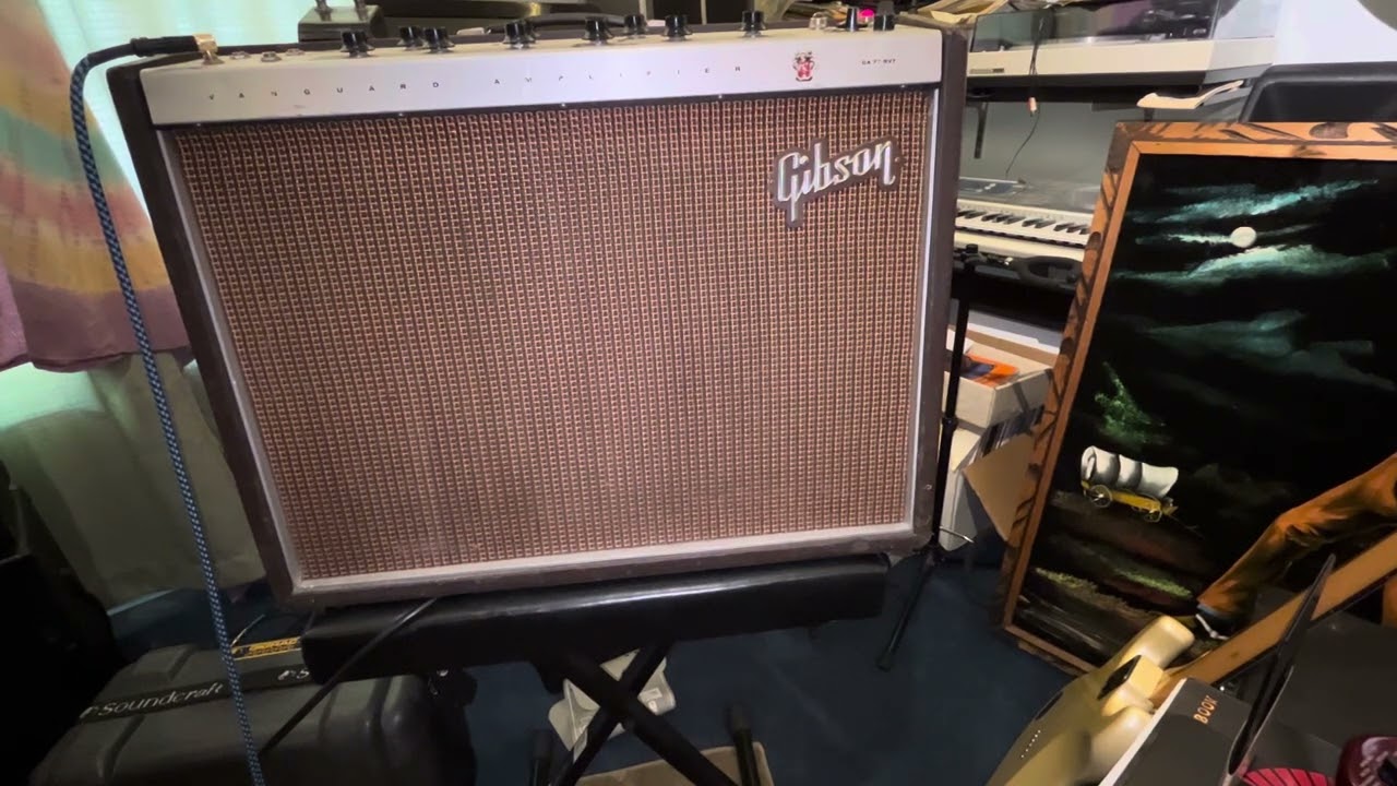 Gibson GA77 RVT Vintage ￼Tube Amp. Quick test for CL ad.